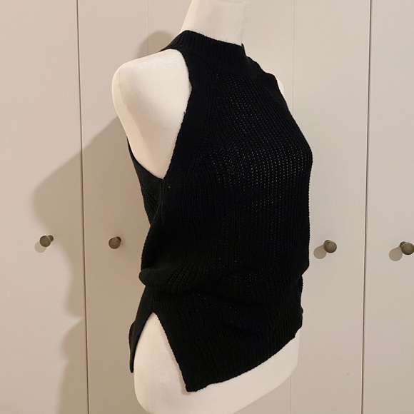 Black Knit Tank Top - Picture 1 of 4